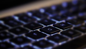 20251102 可注册的 CN/TOP 域名列表