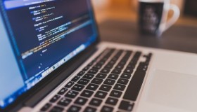 20251018 可注册的 CN/TOP 域名列表